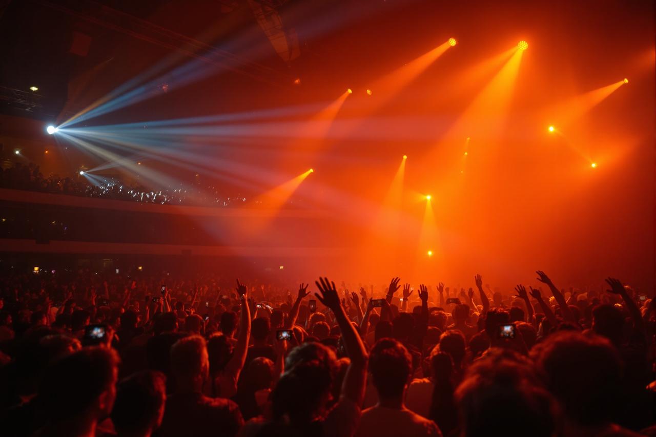 糖心视频影迷见面会圆满举行，万名粉丝热情参与